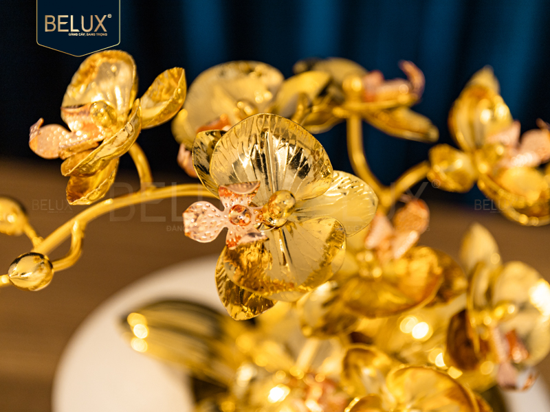 Lan Ngọc Trắng 3 cành mạ vàng 24k 18x7x24cm